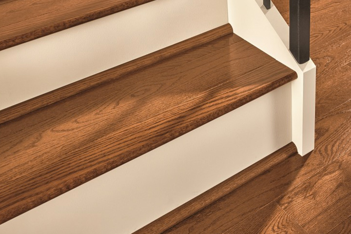 hardwood flooring trim on a staircase - SAKP59L401