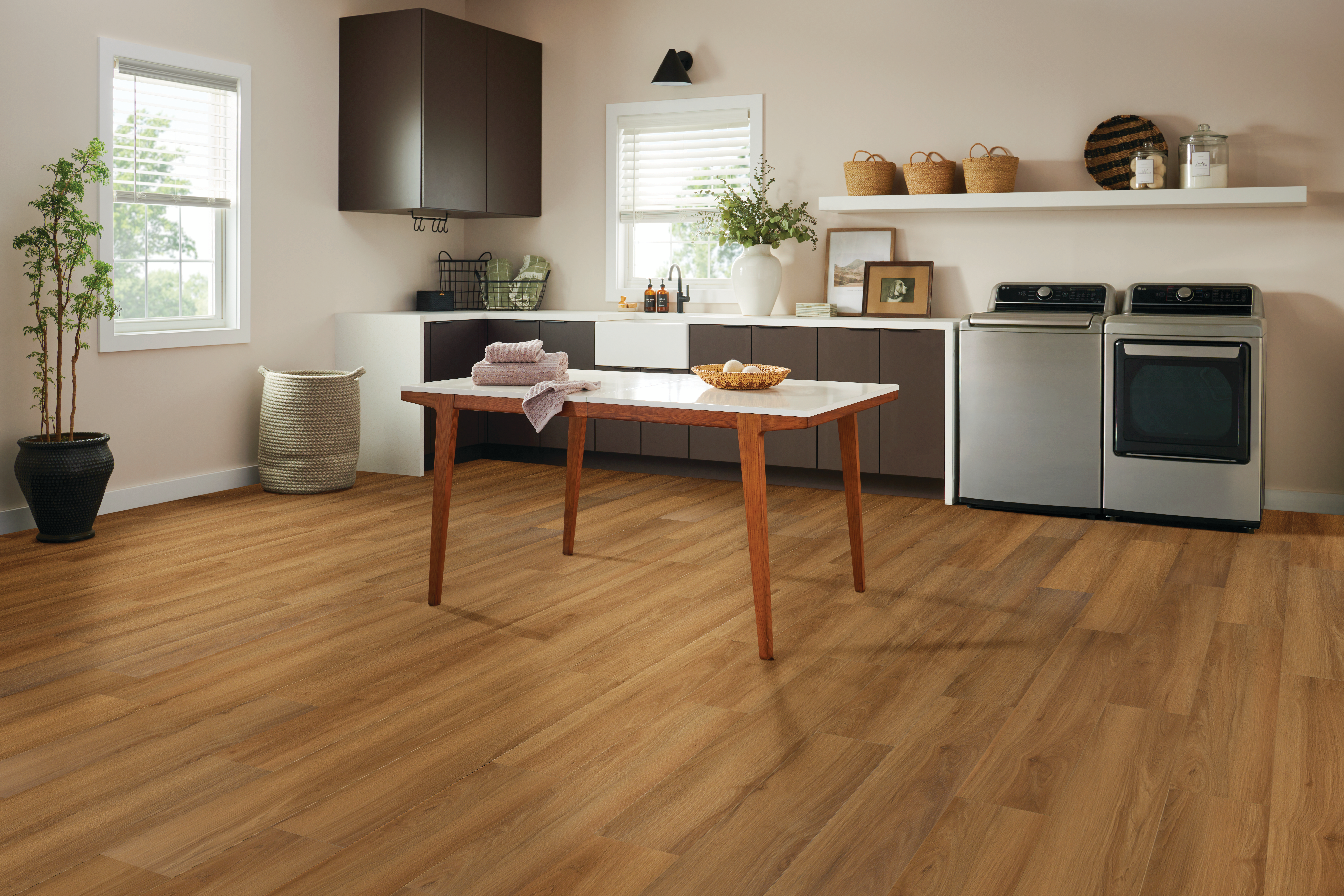 Ingenious Plank Vintage Charm Hybrid Resilient 1PA67007